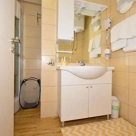 Belmondo Дом отдыха *