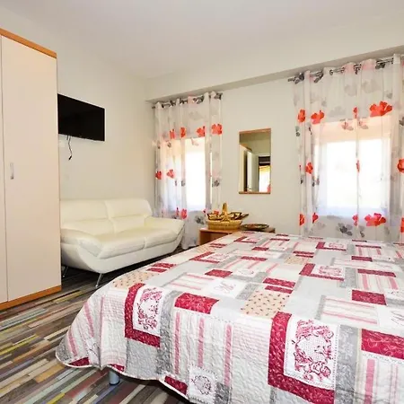 Belmondo Vikendica *