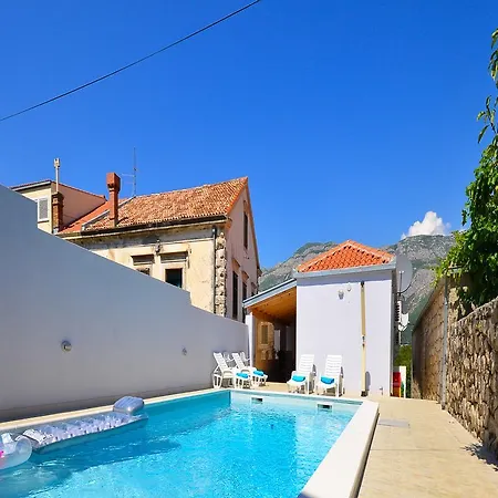 Belmondo Vikendica *